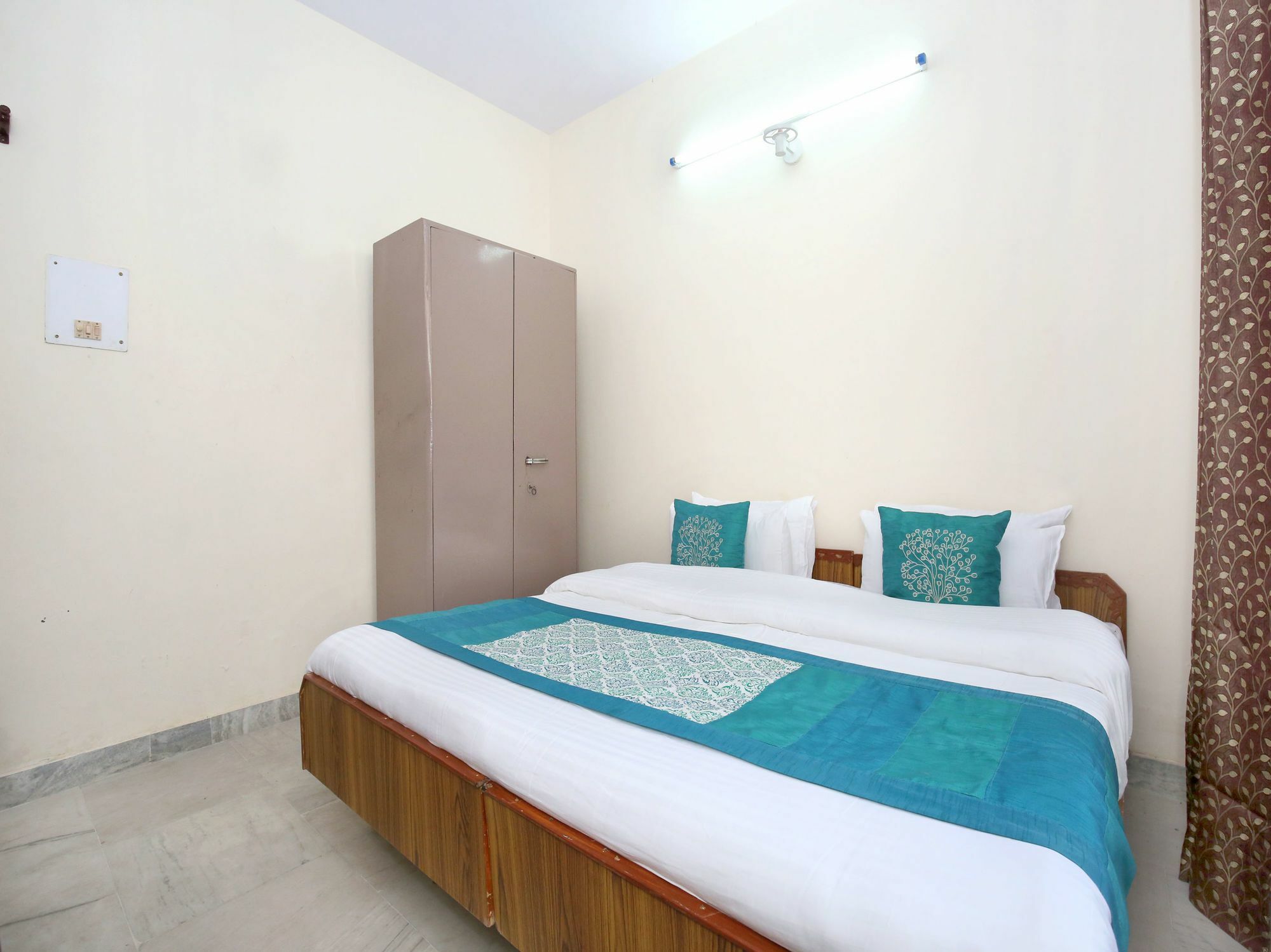 Apartamento Elegant 3Bhk Abode In Shoghi, Shimla Exterior foto