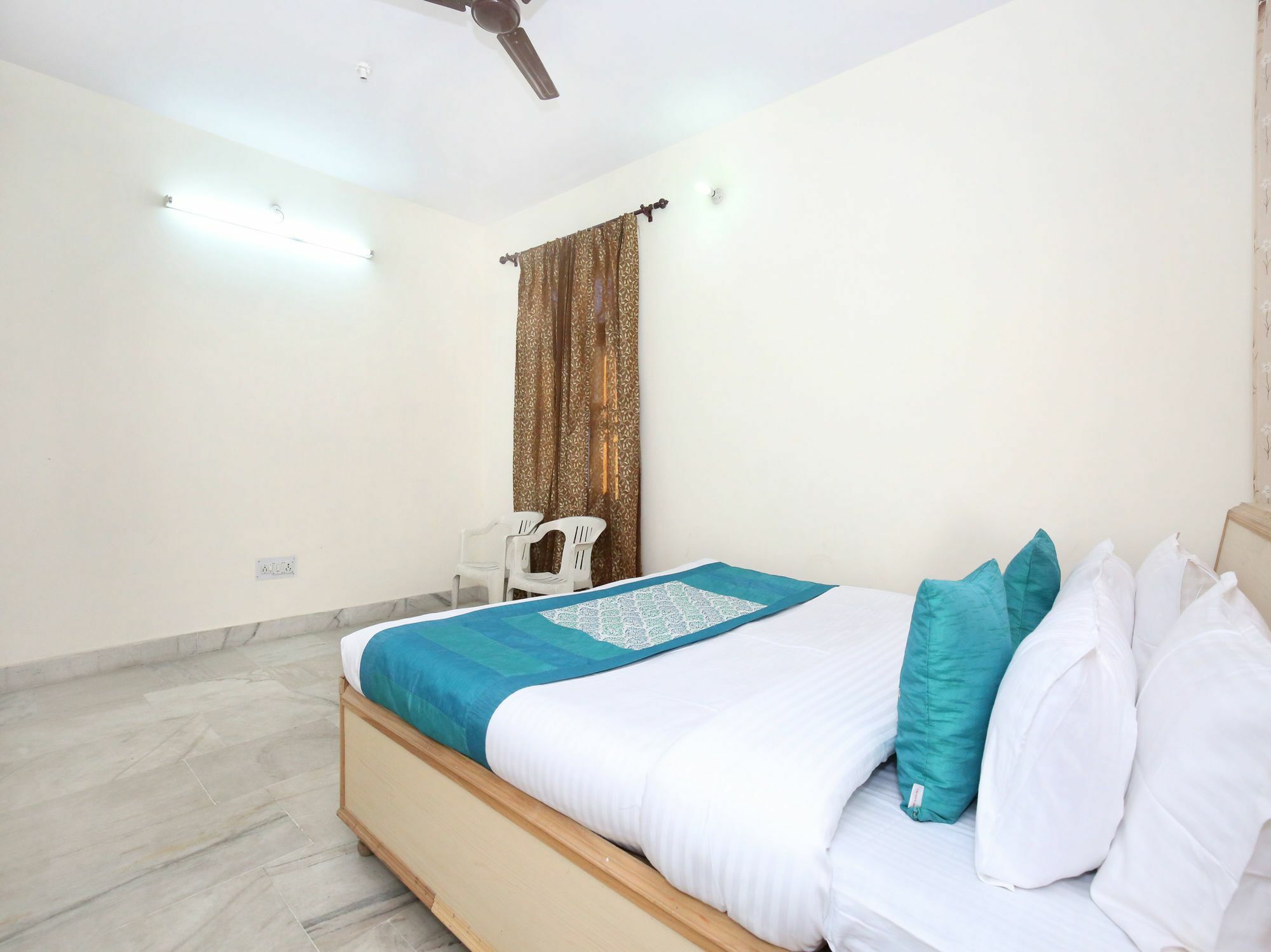 Apartamento Elegant 3Bhk Abode In Shoghi, Shimla Exterior foto